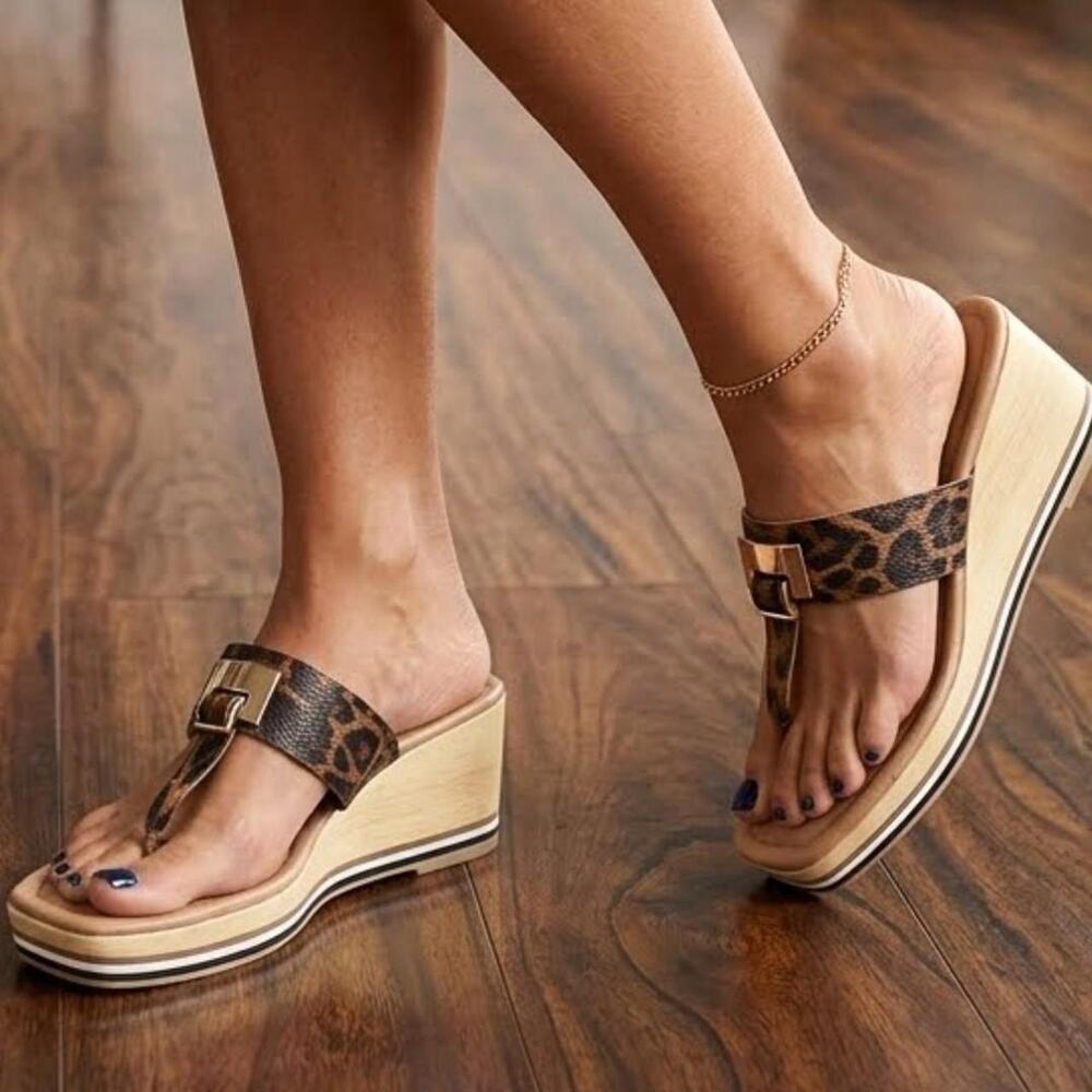 Leopard print buckle sandals with